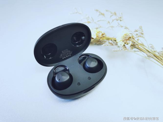 音質(zhì)一流,這款充滿科技感的jeet真無線藍(lán)牙耳機(jī)超乎意外